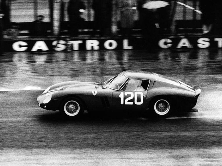  Ferrari 330 LM Berlinetta 1962 года  (фото 8 из 24)